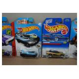 Hot Wheels - Krazy 8s, Snow Stormers, Flashfire, Greased Lightning Hot Wheels - Krazy 8s, Snow Stormers, Flashfire, Greased Lightning
