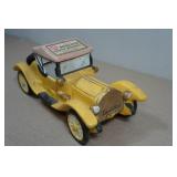 Vintage Double Springs 1913 Cadillac Porcelain Decanter Vintage Double Springs 1913 Cadillac Porcelain Decanter