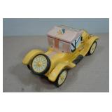 Vintage Double Springs 1913 Cadillac Porcelain Decanter Vintage Double Springs 1913 Cadillac Porcelain Decanter