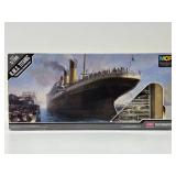 Brand New Unbuilt TITANIC Model Kit