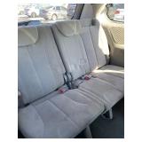 2007 HYUNDAI ENTOURAGE GLS *2 Owner | No Accidents Reported* (NO RESERVE)