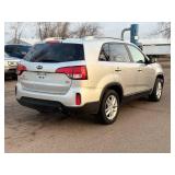 2015 KIA SORENTO LX *All Wheel Drive* (NO RESERVE)
