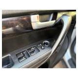 2015 KIA SORENTO LX *All Wheel Drive* (NO RESERVE)