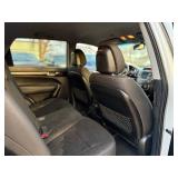 2015 KIA SORENTO LX *All Wheel Drive* (NO RESERVE)