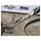 Specialized Crossroads Hybrid Bike - Large (L) 3x Shimano Drivetrain, Front & Rear Racks