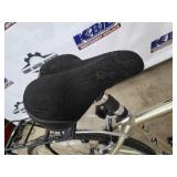 Specialized Crossroads Hybrid Bike - Large (L) 3x Shimano Drivetrain, Front & Rear Racks