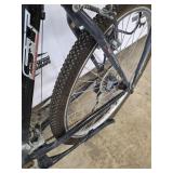 Trek 3200 Mountain Bike - Black, 21-Speed, Front Suspension, Rear Rack