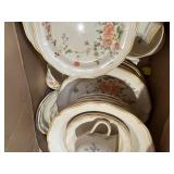 Floral china dinnerware set - Cups, saucers & plates & metal baking pans
