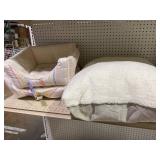 LOT OF Pet Beds& Car Pet Barriers
