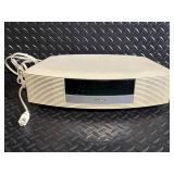 Bose Wave Radio AM/FM Clock (Ivory) Bose Wave Radio AM/FM Clock (Ivory)