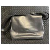 TUMI Leather Messenger Bag - Black Crossbody With Front Flap TUMI Leather Messenger Bag - Black Crossbody With Front Flap