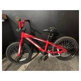 Specialized Hotrock 20-Inch Kids Mountain Bike - Red Specialized Hotrock 20-Inch Kids Mountain Bike - Red