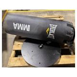 Everlast MMA Heavy Bag with Base Disc and Hardware Everlast MMA Heavy Bag with Base Disc and Hardware