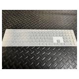 Microsoft Keyboard with Numeric Keypad - Full-Size Keyboard Microsoft Keyboard with Numeric Keypad - Full-Size Keyboard