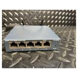 TP-Link TL-SG108 8-Port Gigabit Desktop Switch & TL-SG105 5-Port TP-Link TL-SG108 8-Port Gigabit Desktop Switch & TL-SG105 5-Port