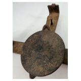 Vintage Newhouse Bear Trap 19"