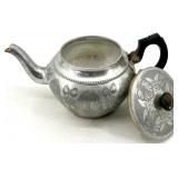 Aluminium Works Stratford-on-Avon England Teapots & Kettles S-1345 (Lot of 5)