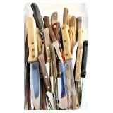 Knives & Blades - Assorted Kitchen Set: Paring, Chef, Bread & Utility Knives