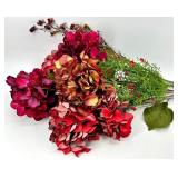 Hydrangea Bouquet & Lucky Towels Decor Set with Red Placemats & Candle