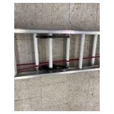 Louisville 20' Aluminum Extension Ladder Louisville 20' Aluminum Extension Ladder