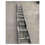 Louisville 20' Aluminum Extension Ladder Louisville 20' Aluminum Extension Ladder