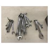 Craftsman Toolbox & Contents - Lots of Wrenches Craftsman Toolbox & Contents - Lots of Wrenches