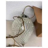 Hanging Light & Picture Frames Hanging Light & Picture Frames