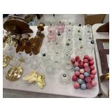 Table Full of Home Decor Table Full of Home Decor