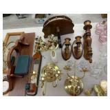 Table Full of Home Decor Table Full of Home Decor