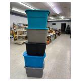 5 Totes with Lids 5 Totes with Lids