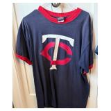 (2) Minnesota Twins Baseball T-Shirts Size Large