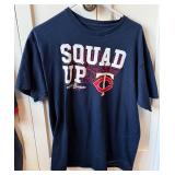 (2) Minnesota Twins Baseball T-Shirts Size Large