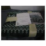 Lenox 3 piece quilt set... Lenox 3 piece quilt set...