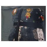 Plush lounge throw... Plush lounge throw...