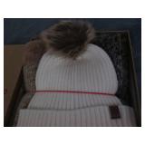 Lucky Brand scarf and hat gift set... Lucky Brand scarf and hat gift set...