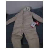 Carter's 18M snowsuit... Carter's 18M snowsuit...