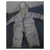 Carter's 6 9 M snowsuit... Carter's 6 9 M snowsuit...