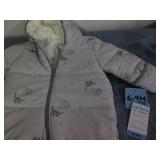 Carter's 6 9 M snowsuit... Carter's 6 9 M snowsuit...