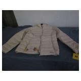 Eddie Bauer M ladies down jacket... Eddie Bauer M ladies down jacket...