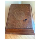 Victrola Console Cabinet With Built-In Record Storage, Curved Legs Victrola Console Cabinet With Built-In Record Storage, Curved Legs