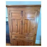 Pennsylvania House Solid Wood Cabinet With Upper Doors, 1 Drawer & Lower Storage Pennsylvania House Solid Wood Cabinet With Upper Doors, 1 Drawer & Lower Storage