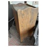 Oak Veneer Cabinet with Single Door, Tapered Legs Oak Veneer Cabinet with Single Door, Tapered Legs