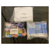 Elio Play Pack Mini 2-Pack & Sticker Sheet Elio Play Pack Mini 2-Pack & Sticker Sheet