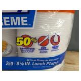 250 Hefty Supreme Lunch Plates 8 7/8 in - Brand New