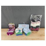 6 Cat & Jack Low-Cut Socks 4T-5T, Dora Socks Size 6-8, 5 Art Class Hair Twisters - Brand New