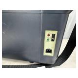 10.5 Liter DC Powered Automotive Fridge / Warmer 10.5 Liter DC Powered Automotive Fridge / Warmer