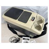 10.5 Liter DC Powered Automotive Fridge / Warmer 10.5 Liter DC Powered Automotive Fridge / Warmer