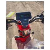 2026 SDLANCH Electric Tricycle Mini Golf Cart (IRGC40) - Red 2026 SDLANCH Electric Tricycle Mini Golf Cart (IRGC40) - Red