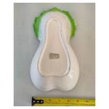 Cabbage Bowl & Celery Dish Cabbage Bowl & Celery Dish