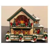 Department 56 'Christmas Lake Chalet' *w/Original Box* Department 56 'Christmas Lake Chalet' *w/Original Box*